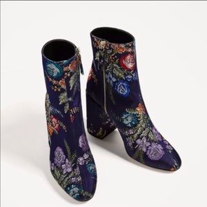 Zara embroidered blue ankle boots